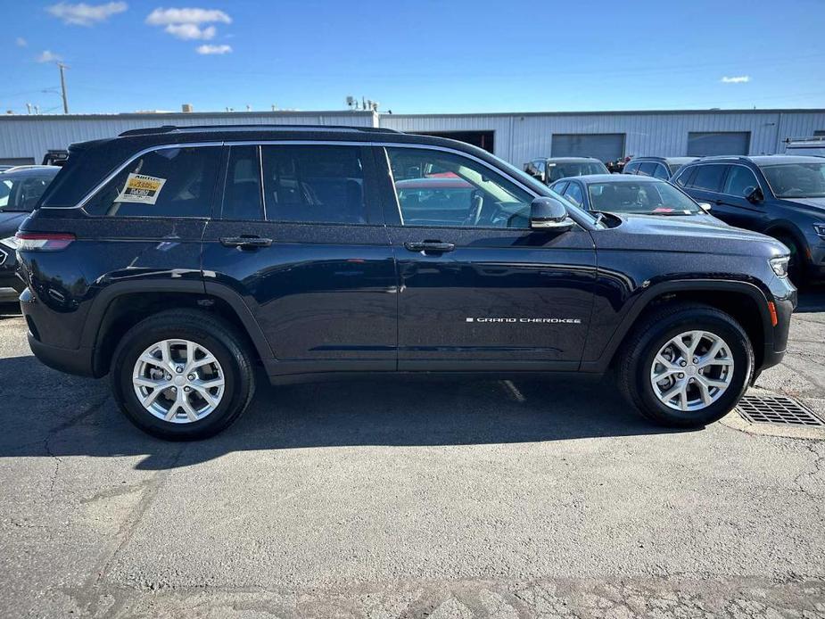 used 2024 Jeep Grand Cherokee car, priced at $43,167