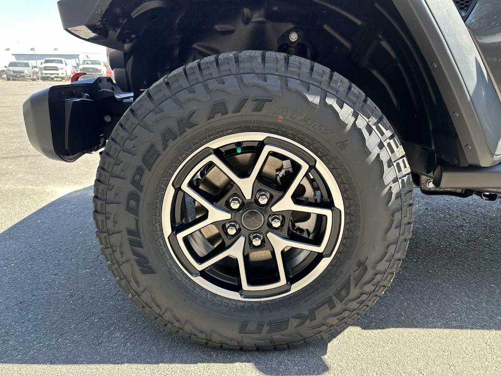 new 2025 Jeep Gladiator car, priced at $49,595