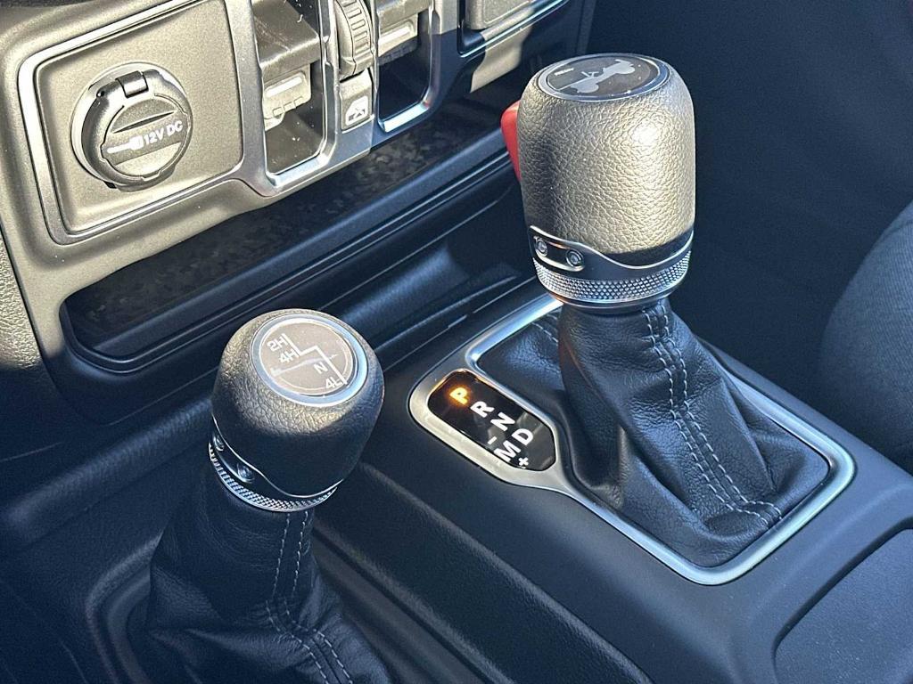 new 2026 Jeep Wrangler car, priced at $47,071