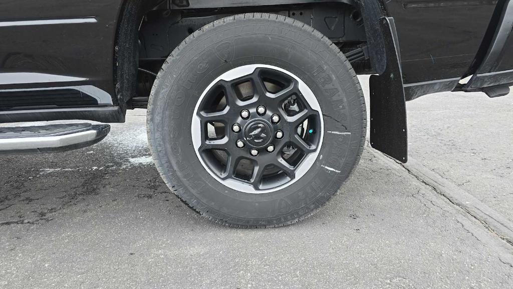 new 2025 Ram 3500 car, priced at $80,921