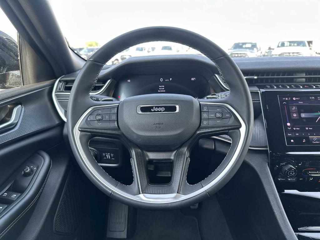 used 2023 Jeep Grand Cherokee L car, priced at $28,755