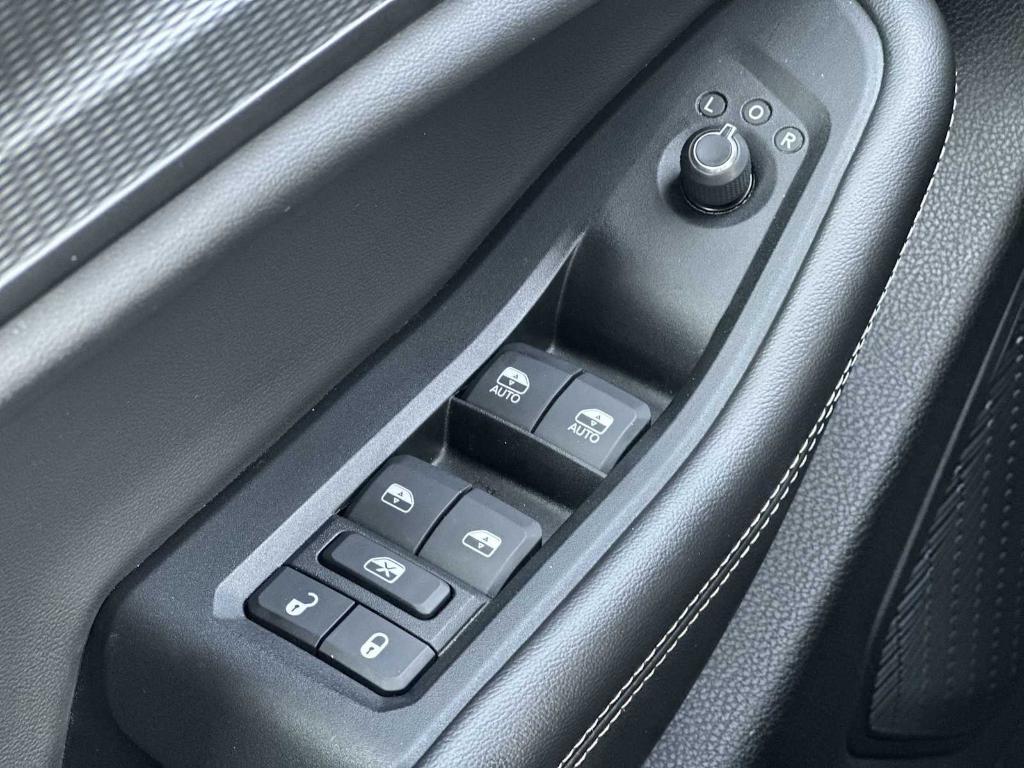 used 2023 Jeep Grand Cherokee L car, priced at $28,755