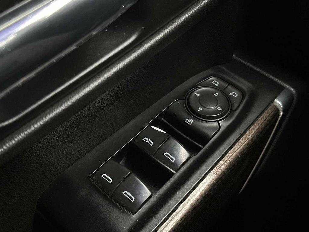 used 2019 Chevrolet Silverado 1500 car, priced at $27,305