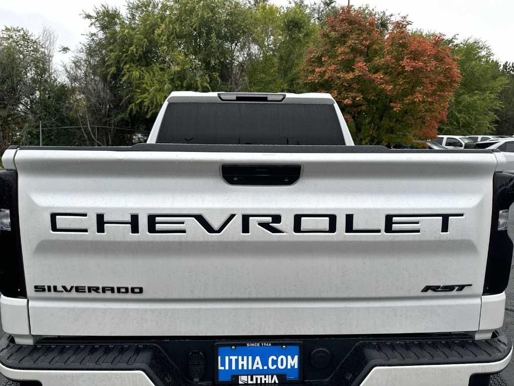 used 2019 Chevrolet Silverado 1500 car, priced at $27,305