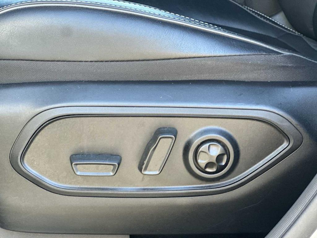 used 2023 Jeep Grand Cherokee car, priced at $36,684