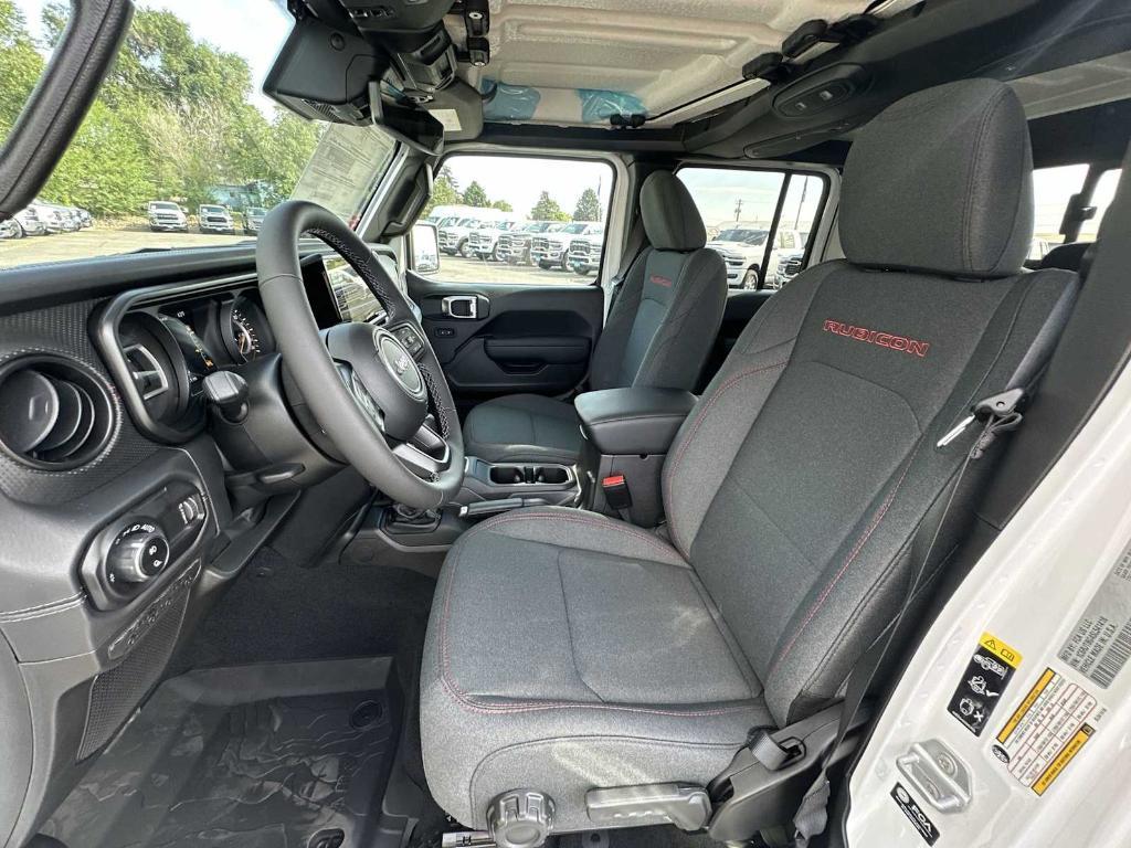 new 2025 Jeep Gladiator car, priced at $54,567