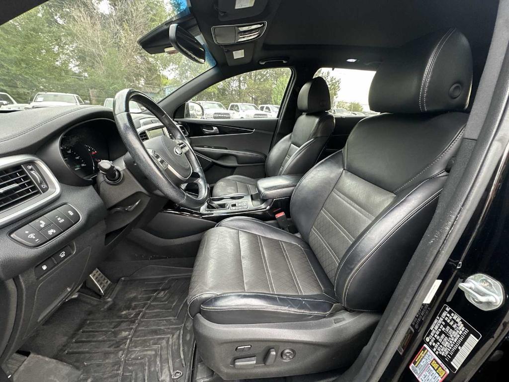 used 2019 Kia Sorento car, priced at $23,209