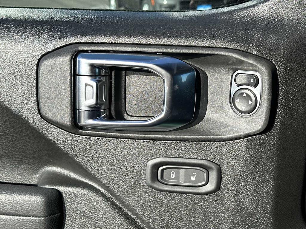 new 2026 Jeep Wrangler car, priced at $47,506