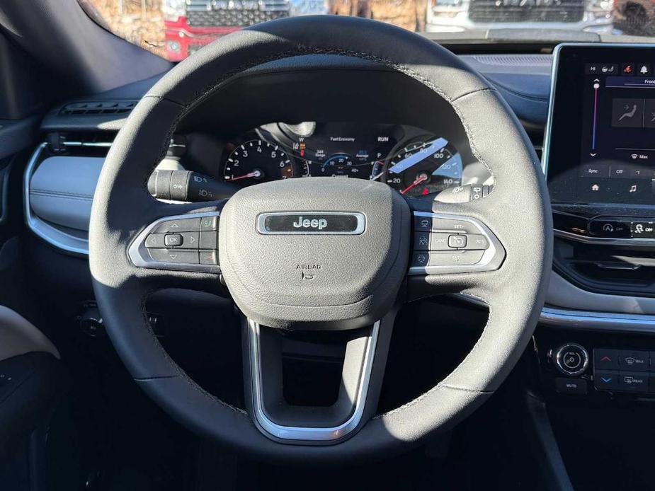 new 2025 Jeep Compass car, priced at $31,577