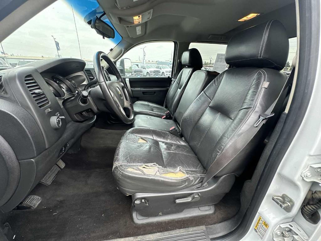 used 2013 Chevrolet Silverado 2500 car, priced at $28,519