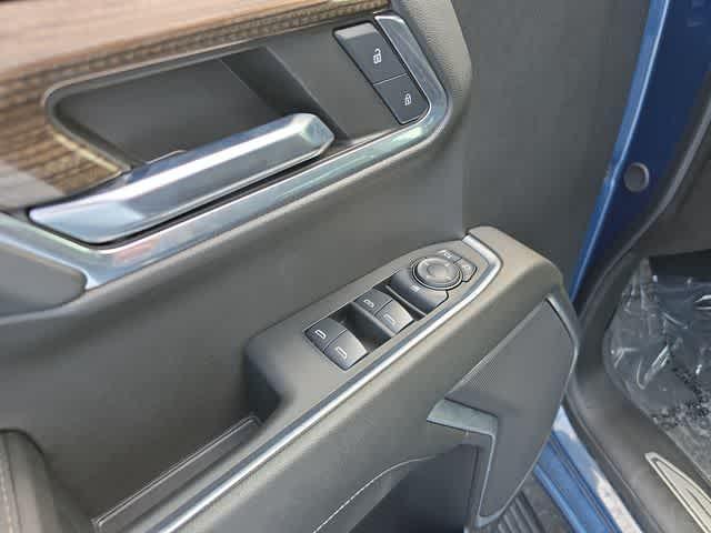 used 2024 Chevrolet Silverado 1500 car, priced at $41,889