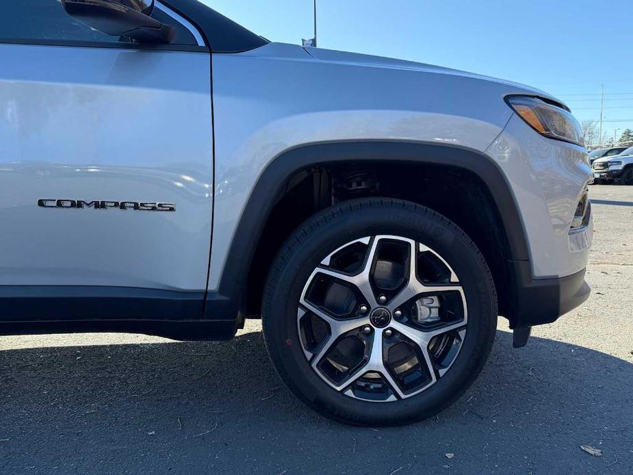 new 2025 Jeep Compass car, priced at $31,568