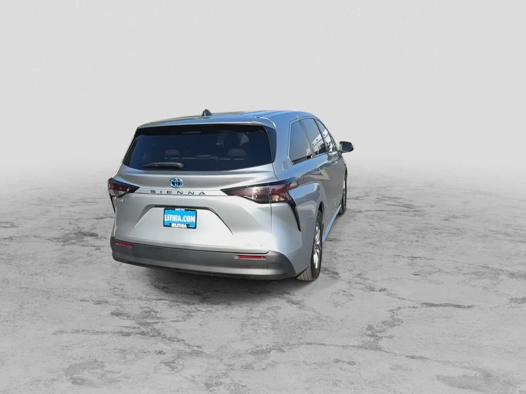 used 2023 Toyota Sienna car, priced at $37,508