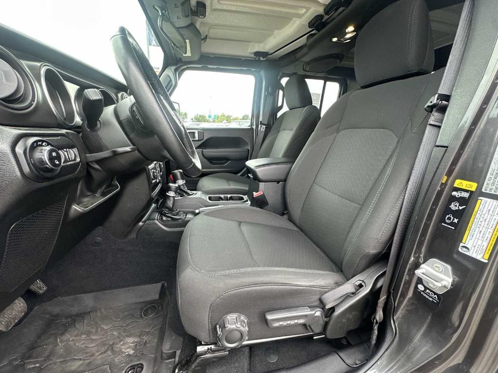 used 2022 Jeep Gladiator car, priced at $37,679