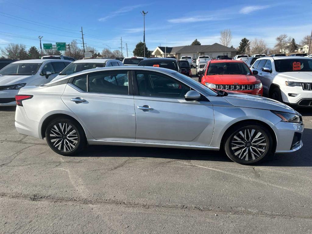 used 2023 Nissan Altima car, priced at $21,586