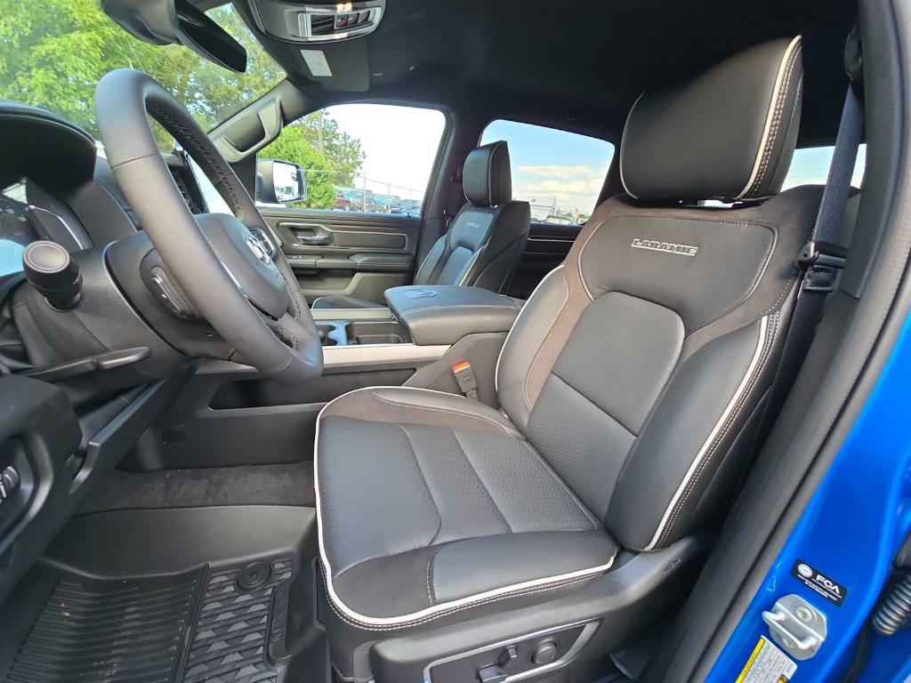 new 2025 Ram 1500 car, priced at $58,362