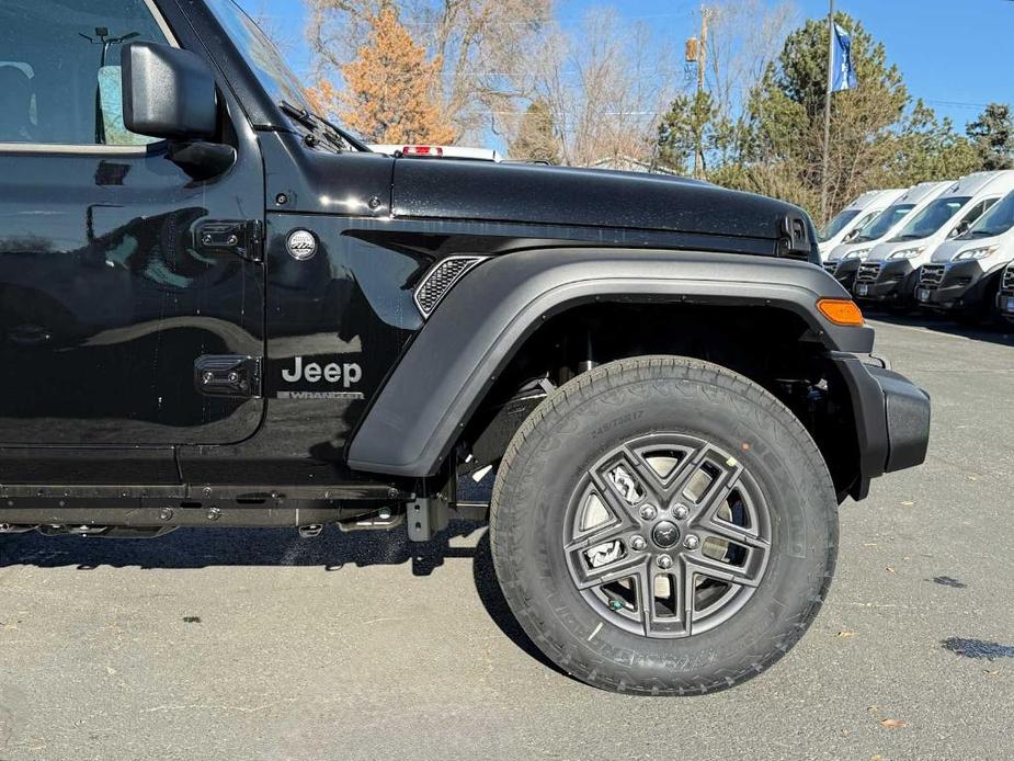 new 2025 Jeep Wrangler car, priced at $41,562