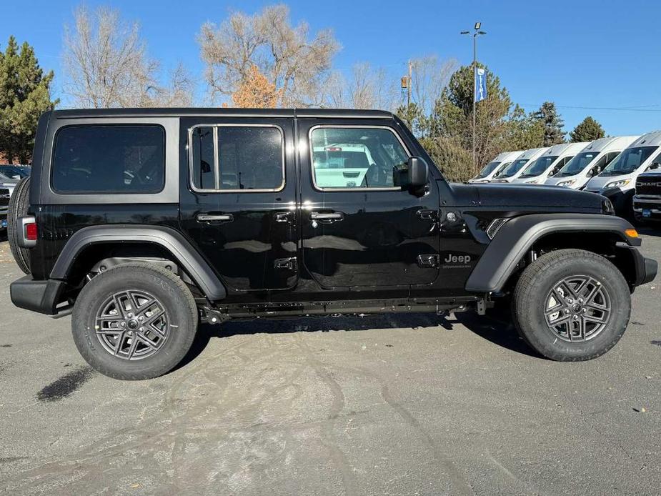 new 2025 Jeep Wrangler car, priced at $41,562