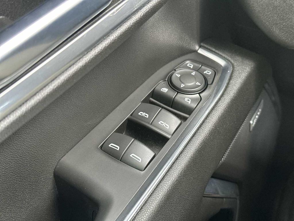 used 2023 GMC Sierra 1500 car, priced at $43,006