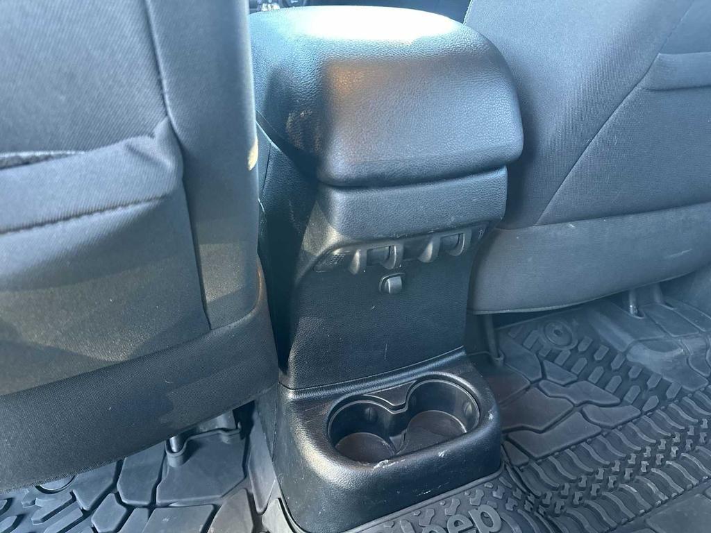 used 2015 Jeep Wrangler Unlimited car, priced at $16,004