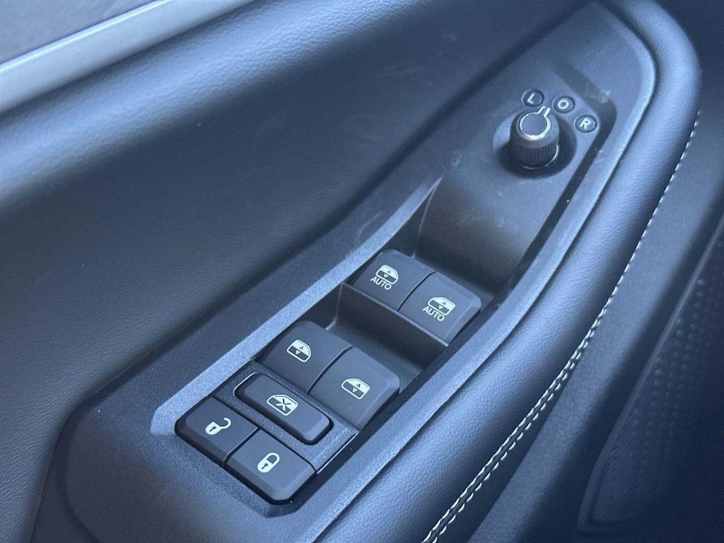 new 2025 Jeep Grand Cherokee car, priced at $55,185