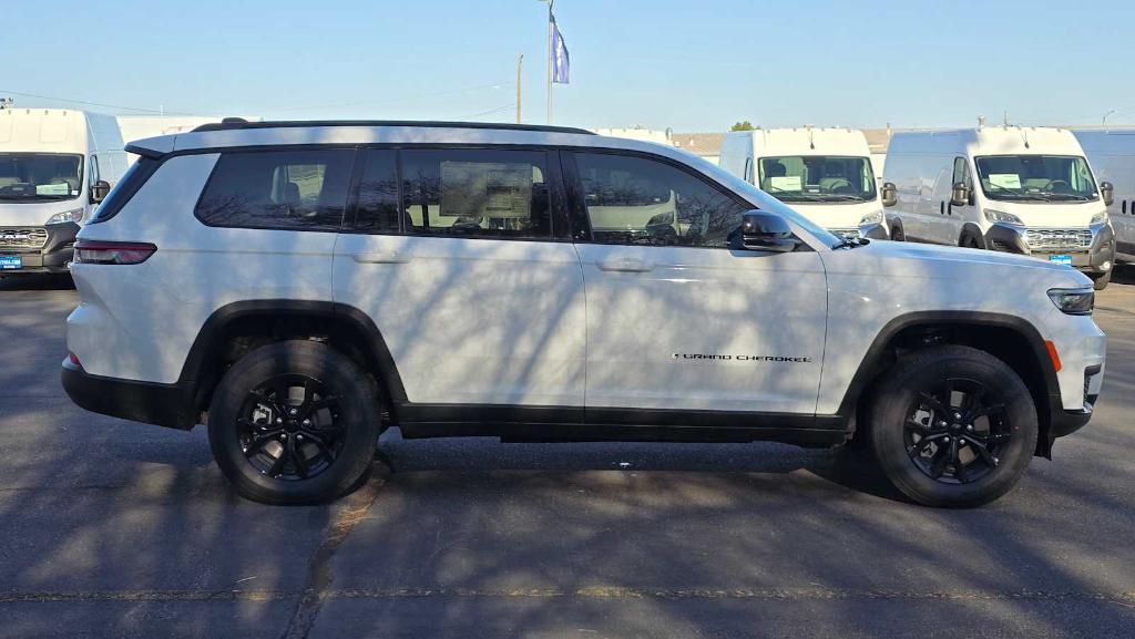 new 2025 Jeep Grand Cherokee L car, priced at $44,435
