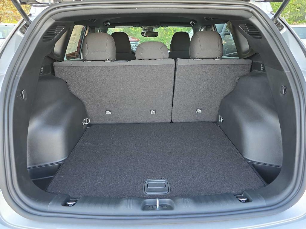 new 2025 Jeep Compass car, priced at $26,635