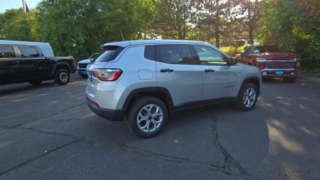 new 2025 Jeep Compass car, priced at $26,635