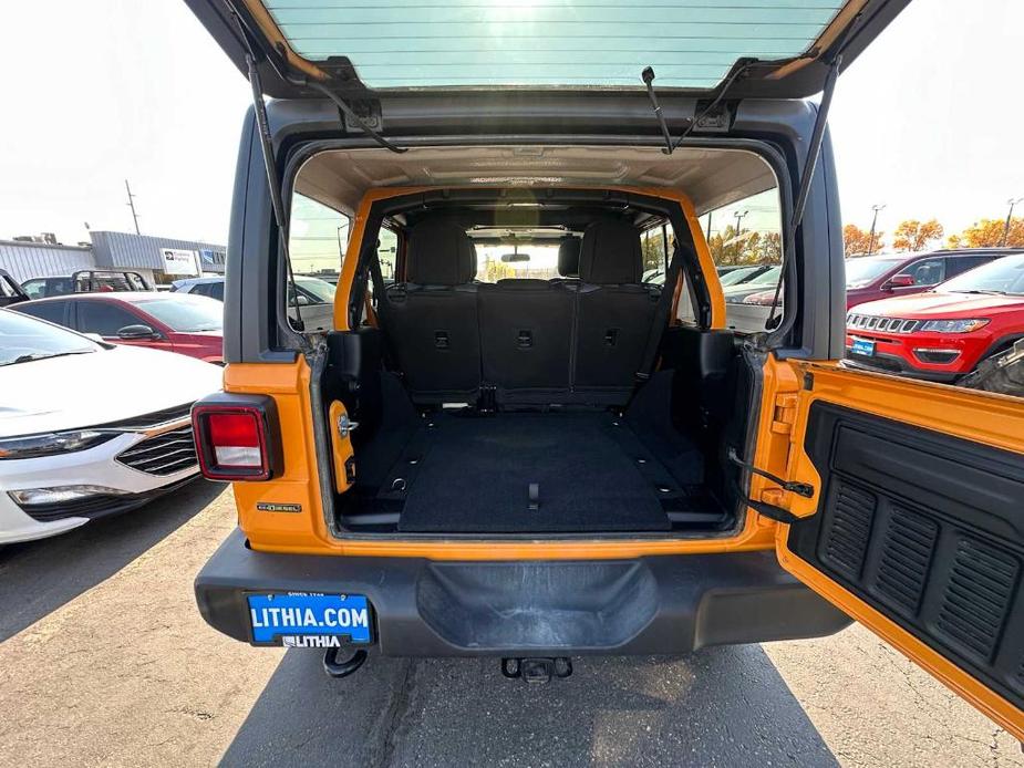 used 2021 Jeep Wrangler Unlimited car, priced at $33,874