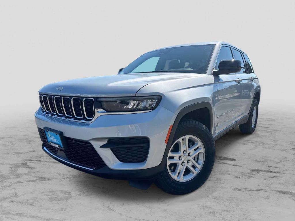 new 2025 Jeep Grand Cherokee car, priced at $35,321