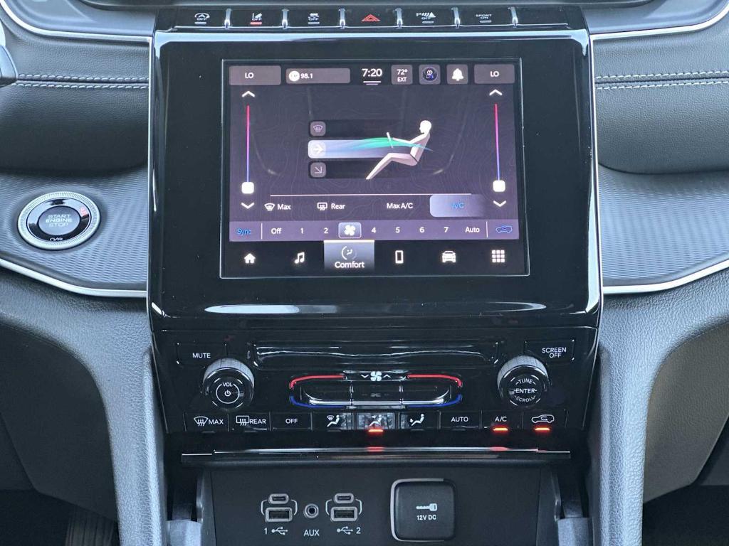 new 2025 Jeep Grand Cherokee car, priced at $35,321