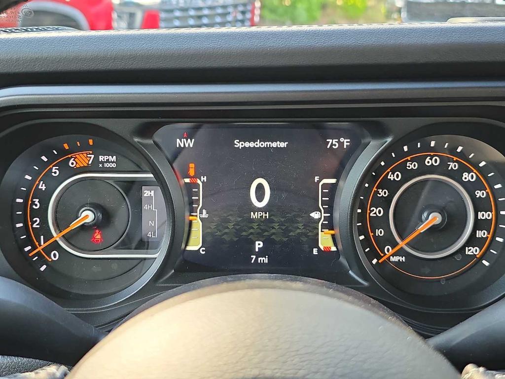 new 2025 Jeep Wrangler car, priced at $57,092