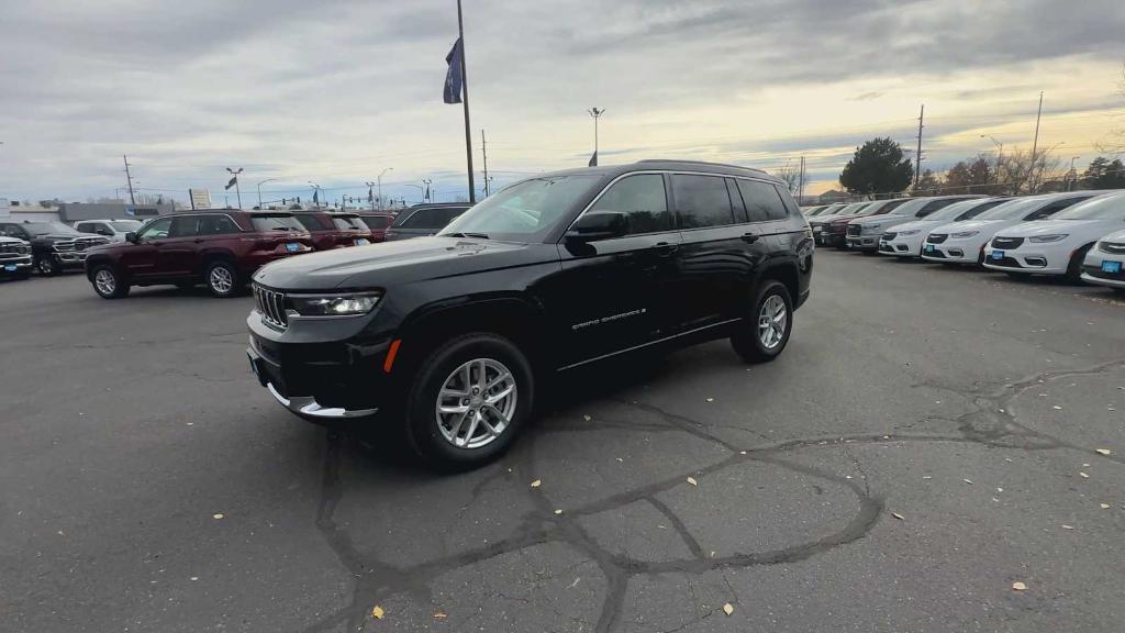 new 2025 Jeep Grand Cherokee L car, priced at $39,800
