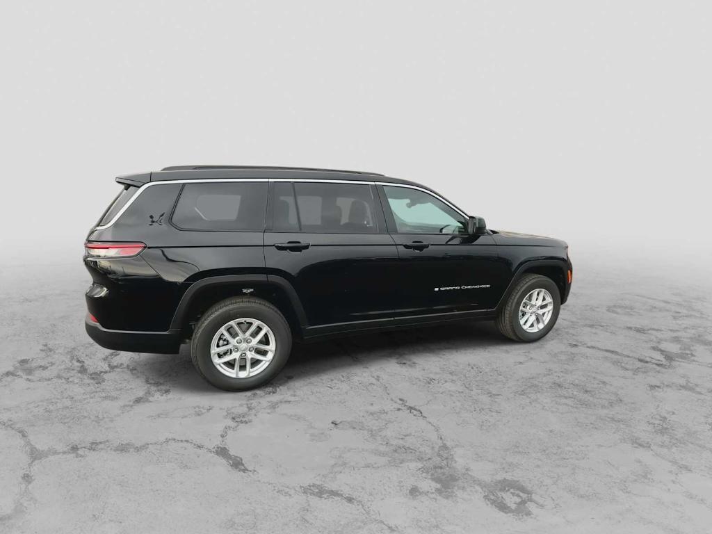 new 2025 Jeep Grand Cherokee L car, priced at $39,800
