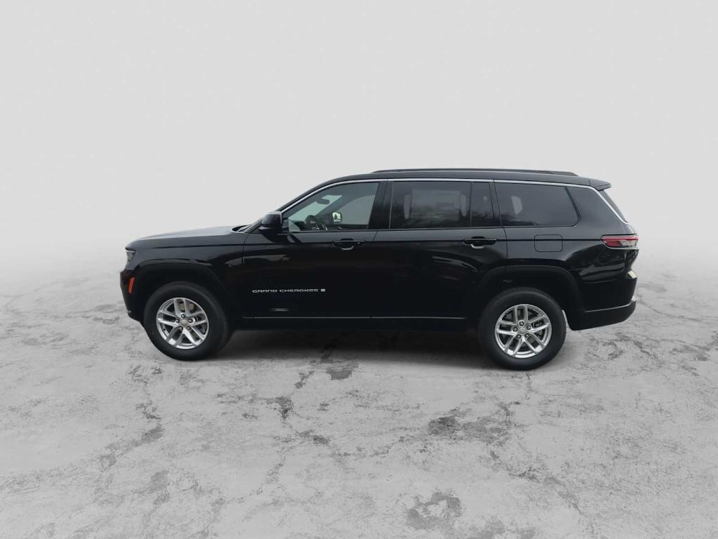 new 2025 Jeep Grand Cherokee L car, priced at $39,800
