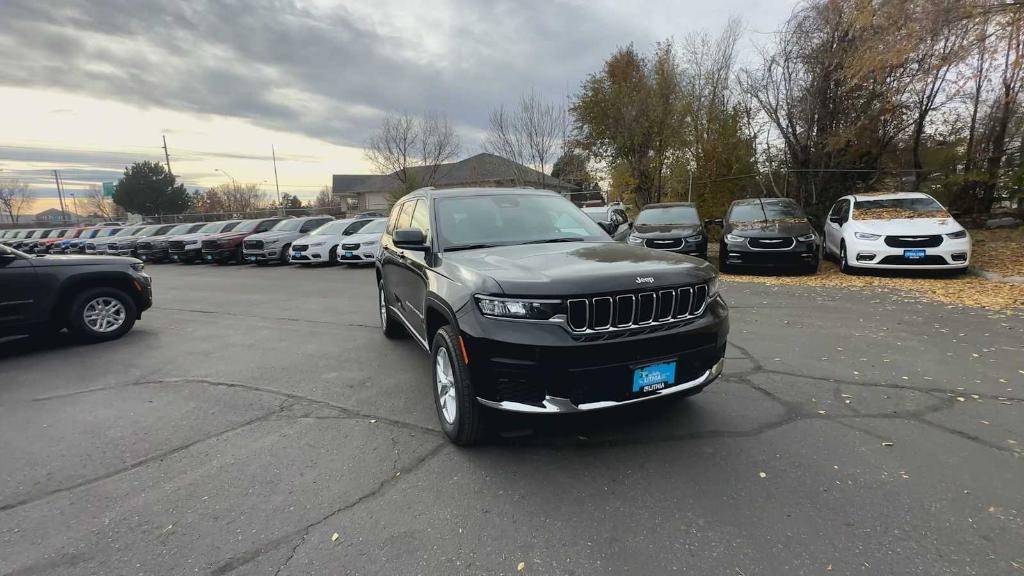 new 2025 Jeep Grand Cherokee L car, priced at $39,800