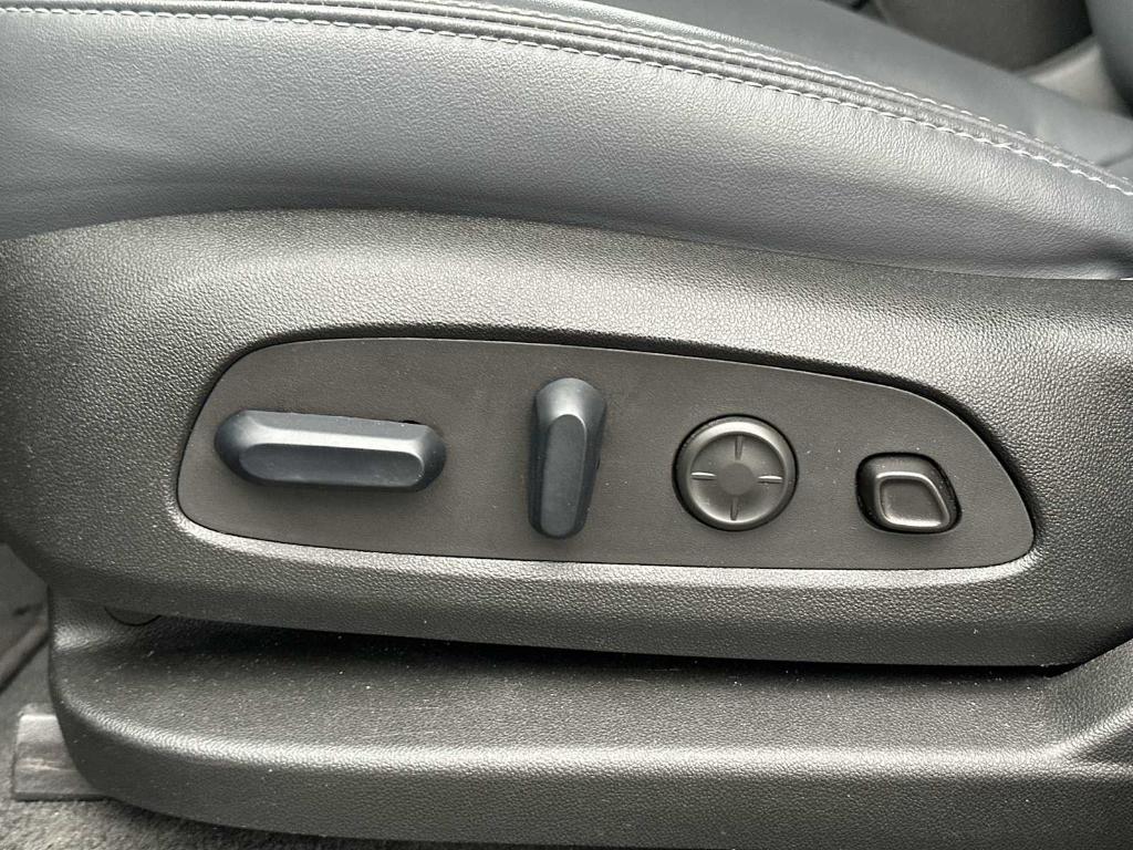 used 2024 Buick Enclave car, priced at $34,225