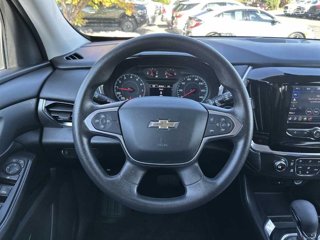 used 2021 Chevrolet Traverse car, priced at $25,982