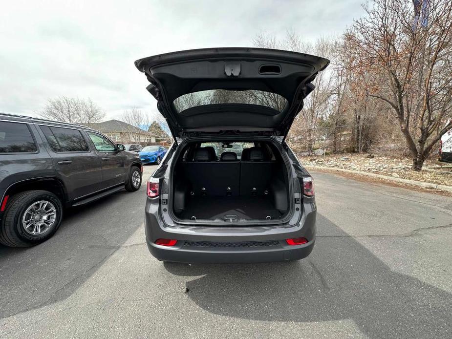 new 2024 Jeep Compass car, priced at $28,991