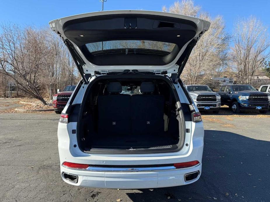 new 2025 Jeep Grand Cherokee L car, priced at $56,997