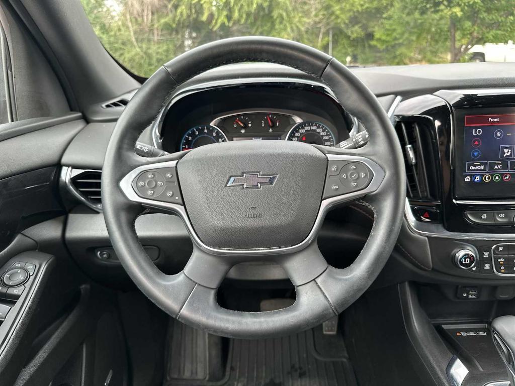 used 2023 Chevrolet Traverse car, priced at $42,229