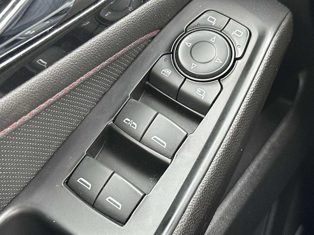used 2023 Chevrolet Traverse car, priced at $42,229