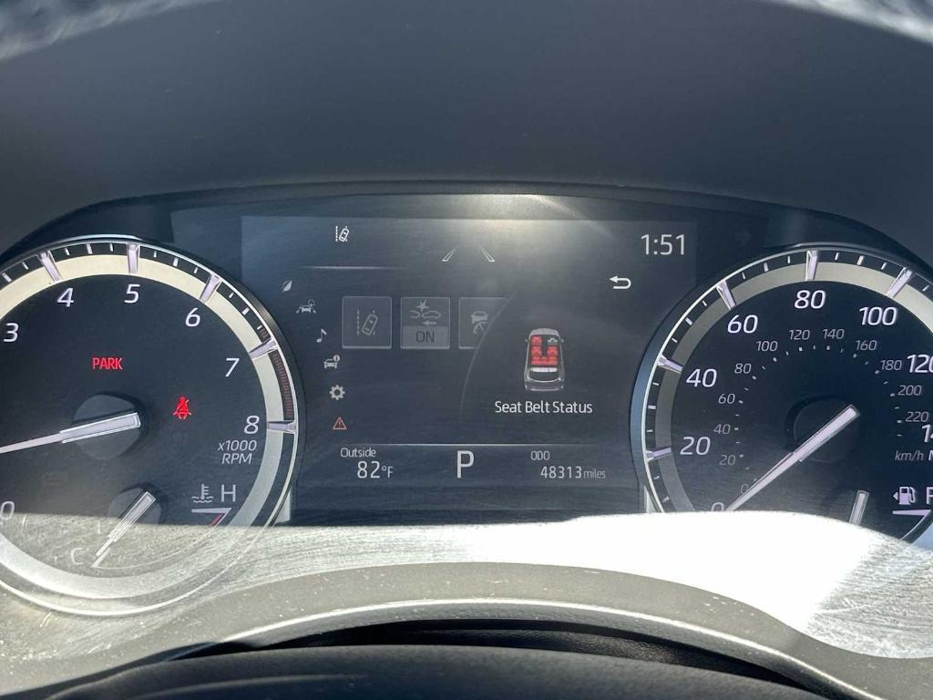 used 2022 Toyota Highlander car, priced at $39,862