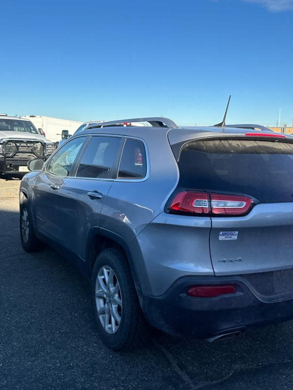 used 2017 Jeep Cherokee car, priced at $11,232