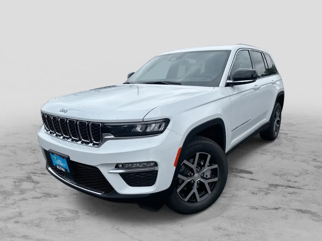 new 2025 Jeep Grand Cherokee car, priced at $45,801
