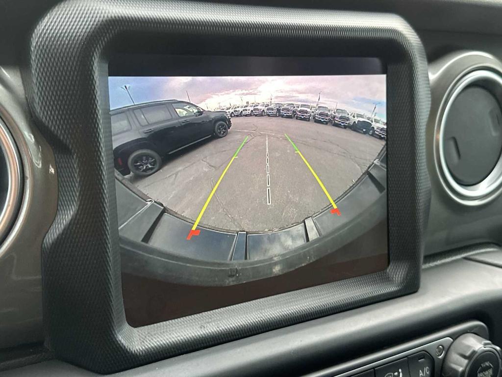 used 2021 Jeep Wrangler Unlimited car, priced at $31,585