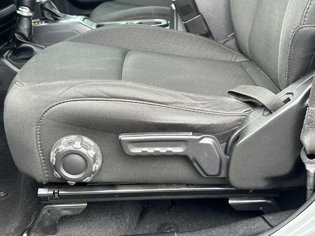 used 2021 Jeep Wrangler Unlimited car, priced at $31,585