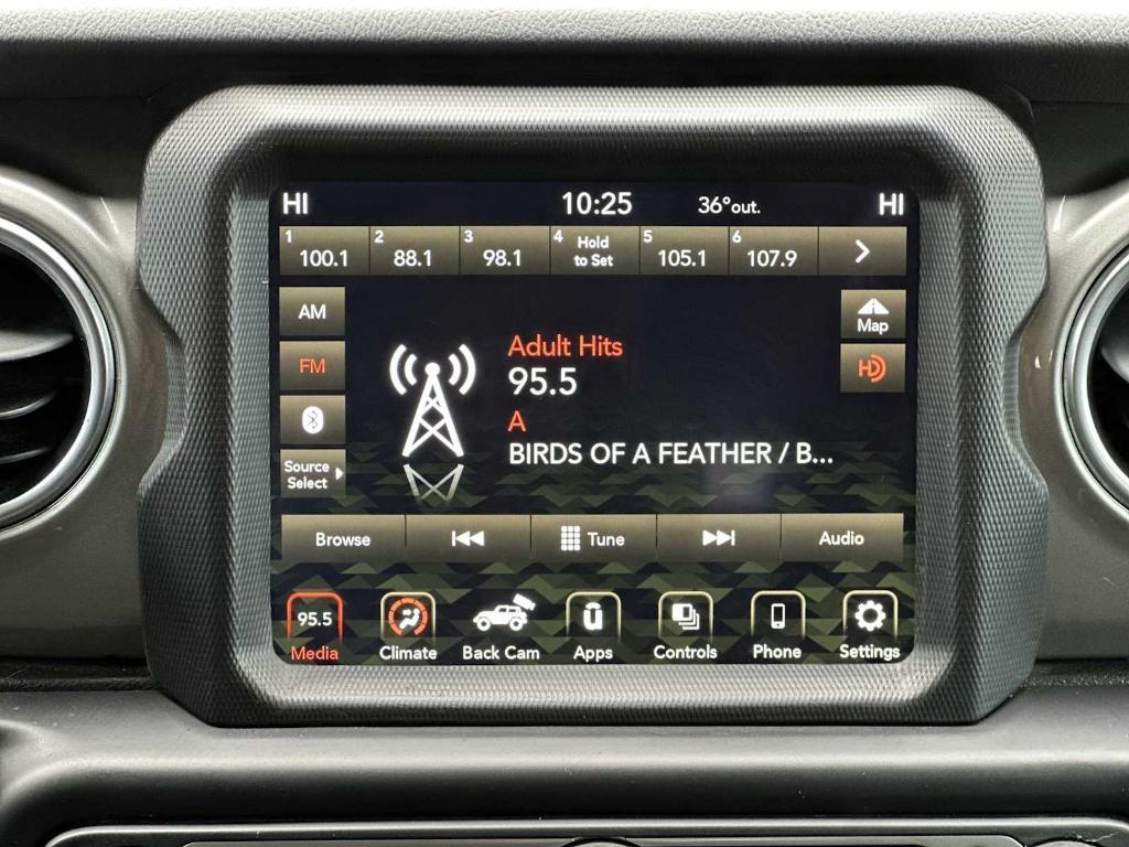 used 2021 Jeep Wrangler Unlimited car, priced at $31,585