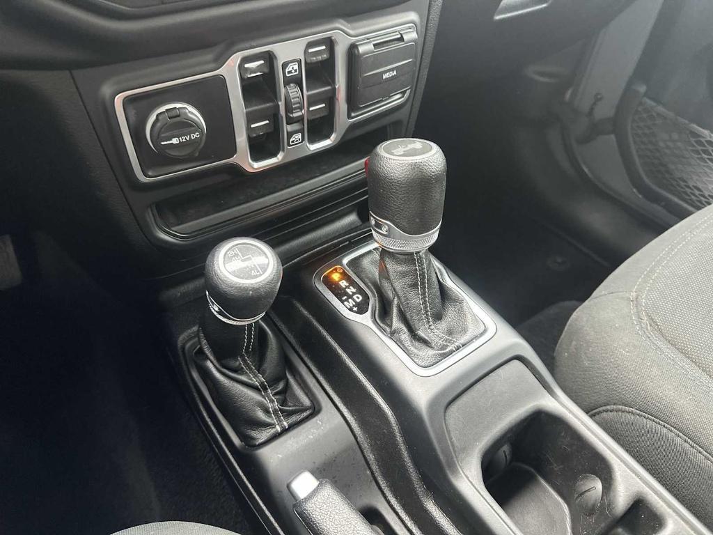 used 2021 Jeep Wrangler Unlimited car, priced at $31,585