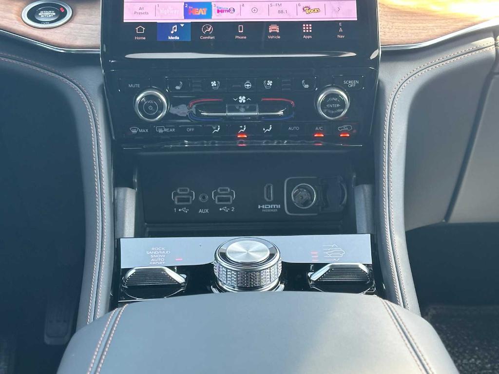 new 2025 Jeep Grand Cherokee L car, priced at $65,763